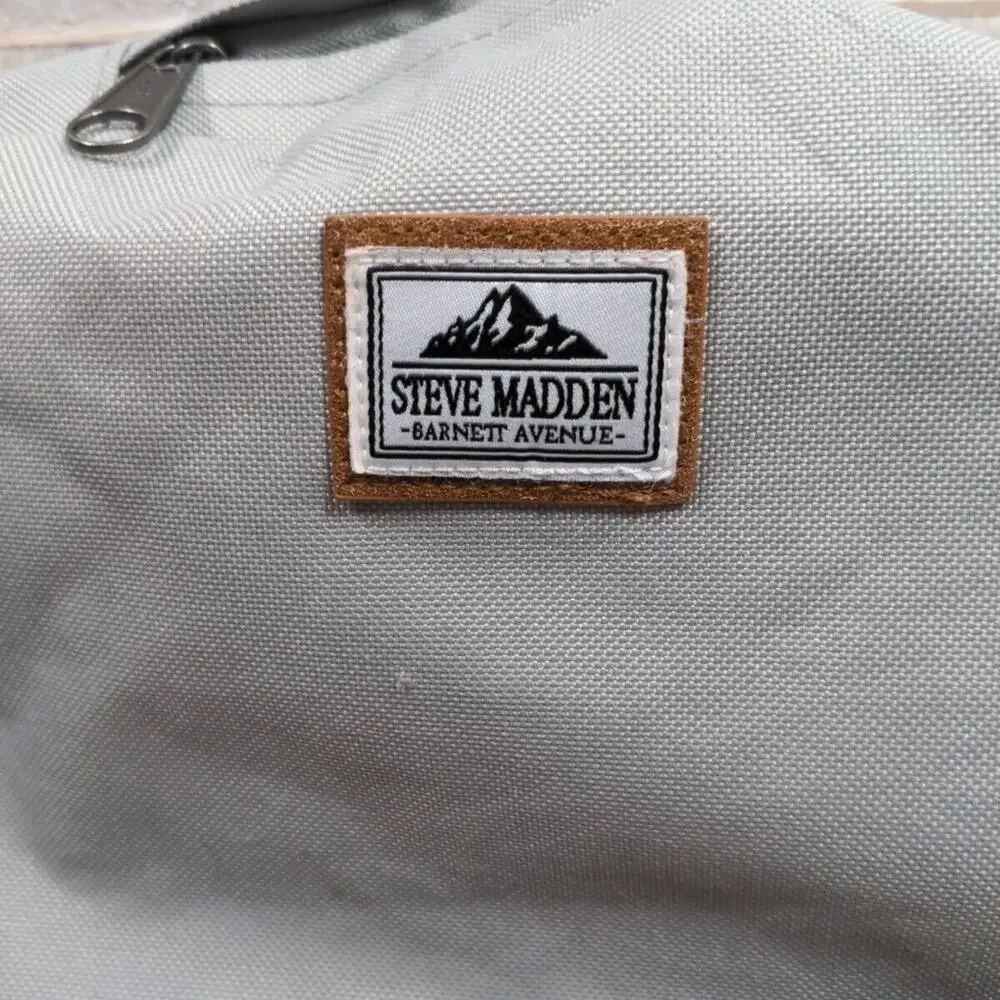 Steve Madden Barnett Avenue‎ Gray Backpack School Travel Mountain Logo Unisex